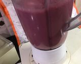 A picture of step 2 of Strawberry Milk Shake.