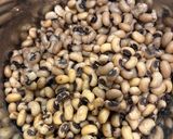 A picture of step 1 of Lobia salad.