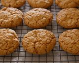 A picture of step 6 of Crunchy! Peanut Butter Cookies.