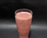 Foto langkah ke 4 dari resep Mixed Berries Pine Yoghurt Smoothies.