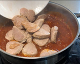 Foto del paso 6 de la receta: Solomillo de cerdo en salsa (rica y fácil)