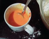 A picture of step 4 of Orange cack.