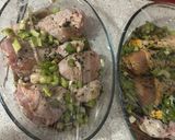 Foto del paso 2 de la receta: Muslos de pollo estilo oriental con menestra de mix setas y ajetes