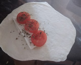 Foto del paso 1 de la receta: Empanada Queso de cabra, tomate cherry y albahaca