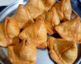 A picture of step 10 of Potato samosa.