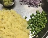 A picture of step 6 of Patti samosa.