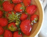 Foto langkah ke 1 dari resep Turkish Milk Pudding.