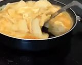 A picture of step 8 of Spanish Omelette.