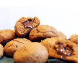Foto del paso 6 de la receta: Galletas de dulce de leche rellenas de chocolate