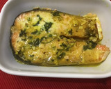 Foto del paso 2 de la receta: Salmón fresco macerado al horno con curry de Madras