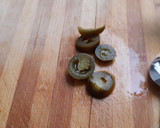 Foto del paso 3 de la receta: Longanizas frescas con sofrito y jalapeños