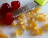 Foto del paso 2 de la receta Merengues con Frutos secos y Fruta Escarchada