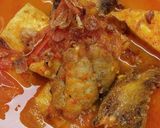 Foto langkah ke 5 dari resep Tuna Tahu Kuah Asam Pedas Ala MamsKin.