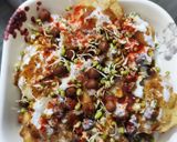 A picture of step 3 of Sprouts Papdi Chaat.
