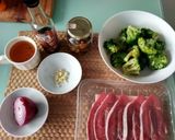 Foto del paso 1 de la receta Ternera con brócoli y setas al estilo chino
