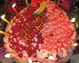 हार्ट शेप रेड वेलवेट केक (heart shape Red velvet cake recepie in hindi) रेसिपी चरण 15 फोटो