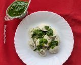 A picture of step 7 of Ginger Fenugreek Idli With Spinach Sauce.