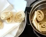 மணப்பாறை முறுக்கு ரெசிபி ஸ்டேப் 2 புகைப்படம்