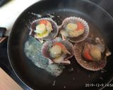 Foto del paso 3 de la receta: Zamburiñas a la plancha