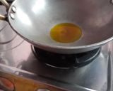 A picture of step 2 of लौकी सब्जी.