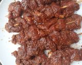 A picture of step 4 of Ram meat suya.