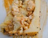 Foto del paso 9 de la receta: Pastel de patatas relleno de gambas con cobertura de bechamel de gambas