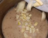 A picture of step 4 of Zucchini Onion Soup.
