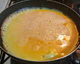 Foto del paso 2 de la receta: OMELLETTE Rellena con Duraznos🍑y queso Mozzarella...!