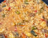 Foto del paso 2 de la receta: Arroz mar y montaña con lomo y bacalao