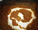 A picture of step 4 of Matar mushroom masala.