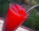 Foto del paso 3 de la receta: Frappé de frutilla / Batido de frutilla 🍹🍒🍓