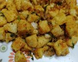A picture of step 6 of Leftover Idli masala / Fried Idli.