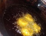 हरी मूंग दाल के प्याज़ के पकौड़े (Hari moong dal ke pyaz ke pakode recipe in Hindi) रेसिपी चरण 2 फोटो