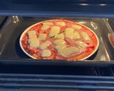Fekete-erdei sonkás pizza gluténmentesen recept fázis 4 fotója