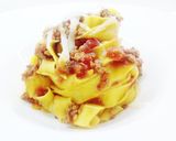 Foto del passaggio 7 della ricetta Pappardelle con il MIO ragù