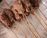 Foto langkah ke 5 dari resep Sate Buntel Daging Kambing dg Sambal Kecap Ala Diyos #568.