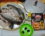 Foto langkah ke 1 dari resep Pepes Ikan Mas Tulang Lunak Praktis (Presto).