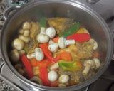 Foto del paso 6 de la receta: Pollo casero guisado con verduras