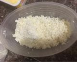 Foto del paso 2 de la receta: Muchines o Bolitas de yuca con queso