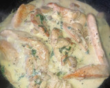Foto del paso 5 de la receta: Pechuga de pollo al verdeo😋