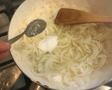 Foto del paso 6 de la receta: Tallarines con salsa de cebollas caramelizadas y mozzarella