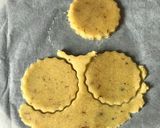A picture of step 4 of Badampuri with pistachio crunch# Rainbow contest# day29/6/2018.
