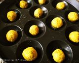 A picture of step 6 of Quinoa avocado balls.