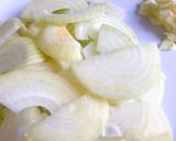 Hình bước làm 1 của món Cá Hồi Áp Chảo Sốt Kem Nấm Fake Healthy
