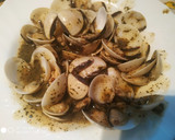 Foto del paso 3 de la receta: Almejas en salsa verde