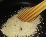 A picture of step 1 of Masala oats.