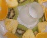 Foto langkah ke 2 dari resep Puding Buah Ulang Tahun Mudah dan Lezat!.