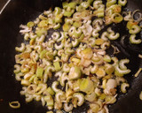 Foto del paso 2 de la receta: Quinoa con salteado de fajitas