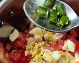 मटर कैप्सिकम करी विथ मक्का पूरी (Green Peas Capsicum Curry with Makka Poori) रेसिपी चरण 3 फोटो