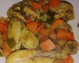 Foto del paso 3 de la receta: Muslitos de pollo en salsa
